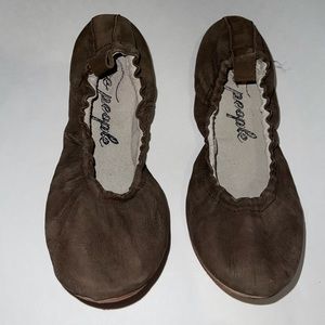 Free People 36 Brown Suede Flats Shoes NICE